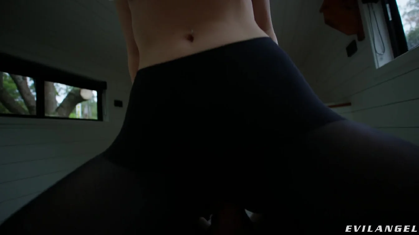 EvilAngel Scarlet Chase Dirty Talking MILF XXX